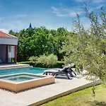 Villa Luna Bianca By Interhome *