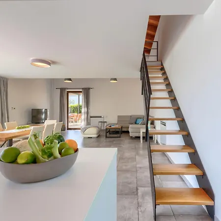 Villa Luna Bianca By Interhome *