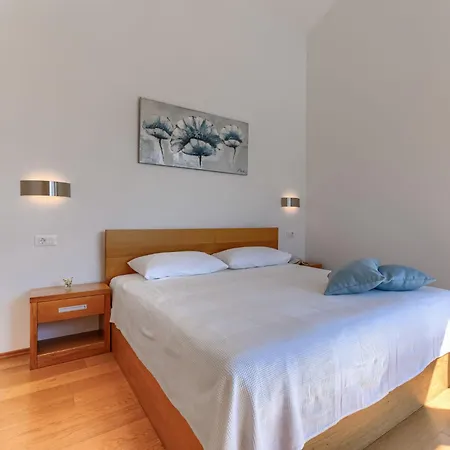 Luna Bianca By Interhome