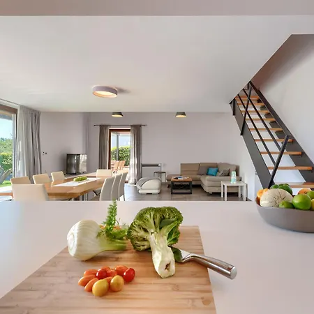 Villa Luna Bianca By Interhome
